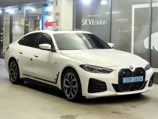 BMW i4 중고차